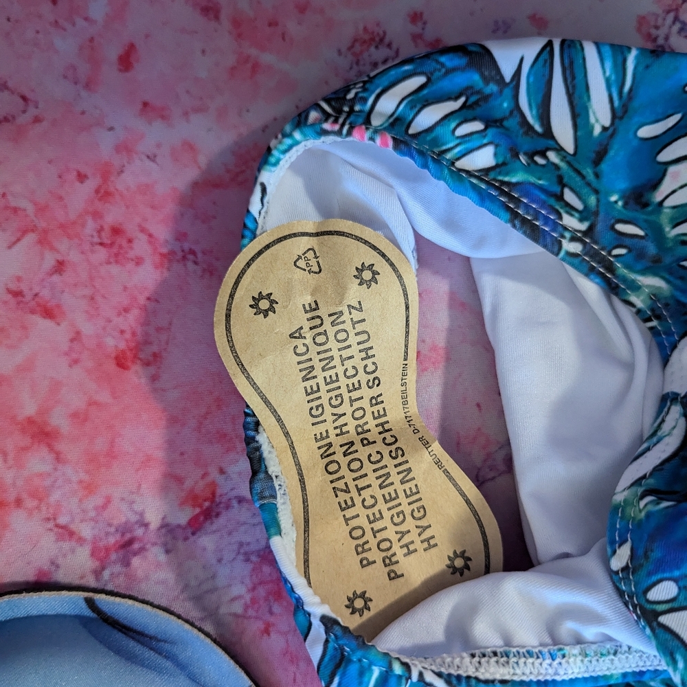 Bathing Suit XXL - Picture 8 of 13
